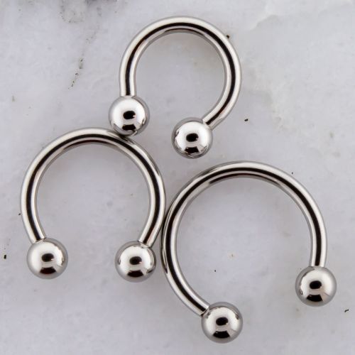10G EXTERNALLY THREADED STEEL HORSESHOE