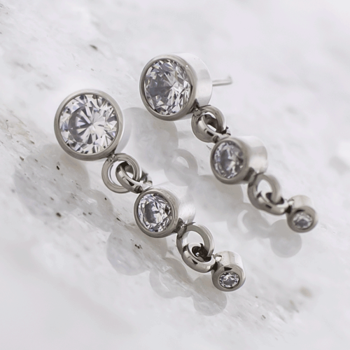 Titanium Threadless Triple Cubic Zirconia Dangle End